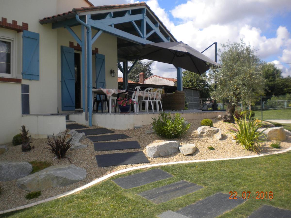 Chambres D'Hotes Au Coeur Du Vignoble Saint-Christophe-la-Couperie Ngoại thất bức ảnh