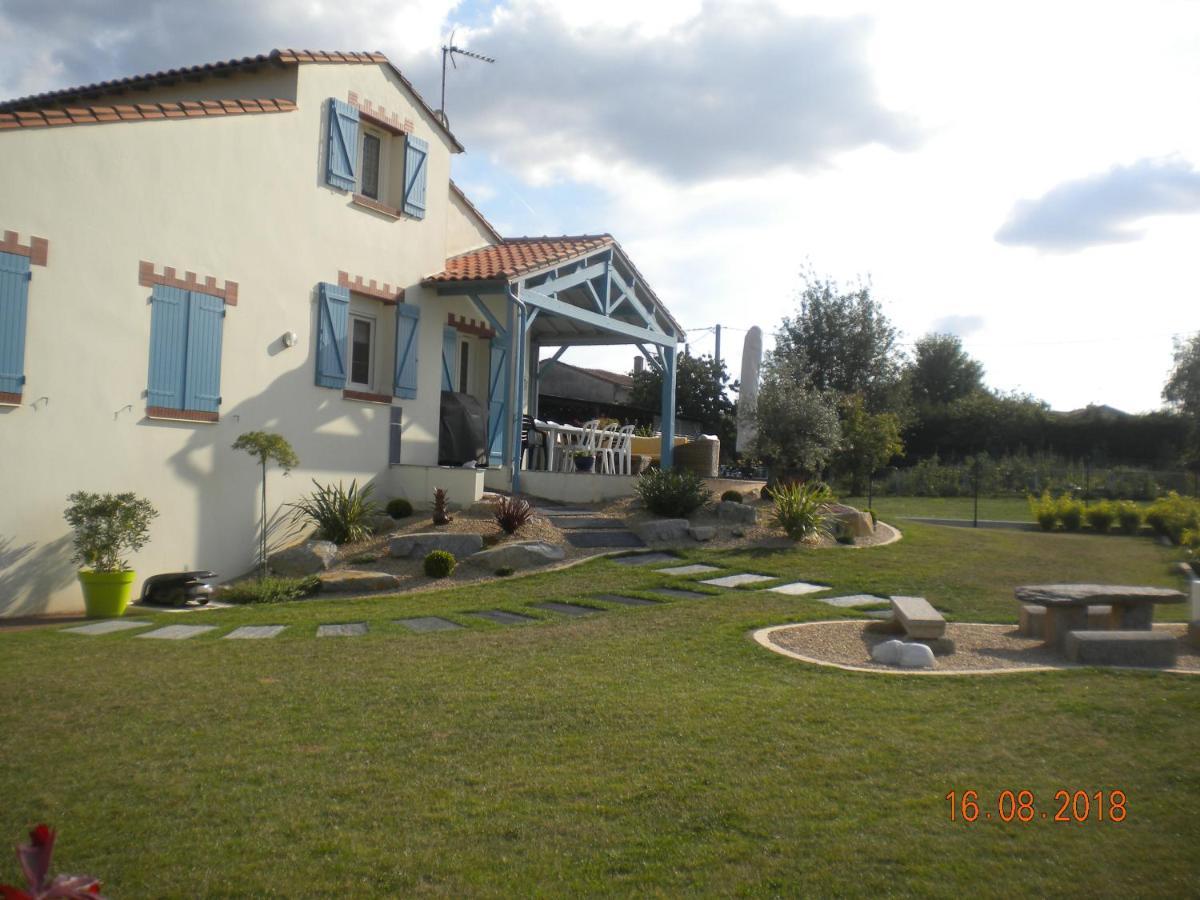 Chambres D'Hotes Au Coeur Du Vignoble Saint-Christophe-la-Couperie Ngoại thất bức ảnh